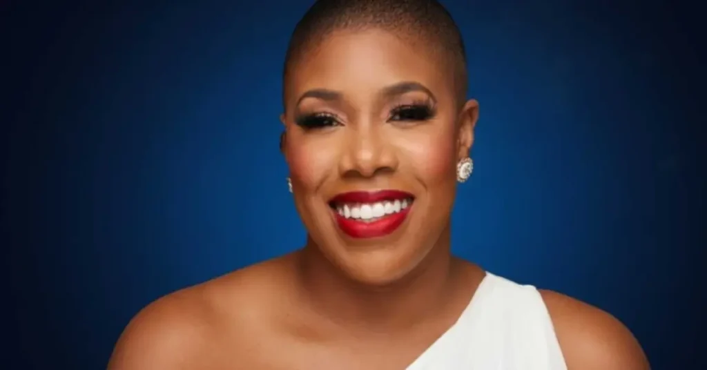 Symone Sanders net worth reflected in professional broadcast studio and media career success -techlivo/